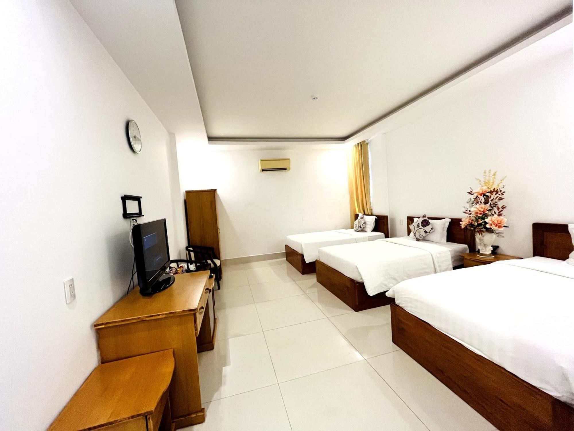 Palace Boutique Hotel Rach Gia Exterior photo